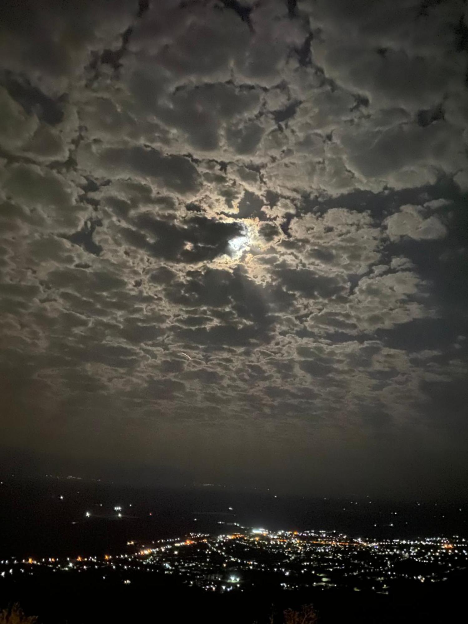 西格纳吉 全景旅馆酒店 外观 照片